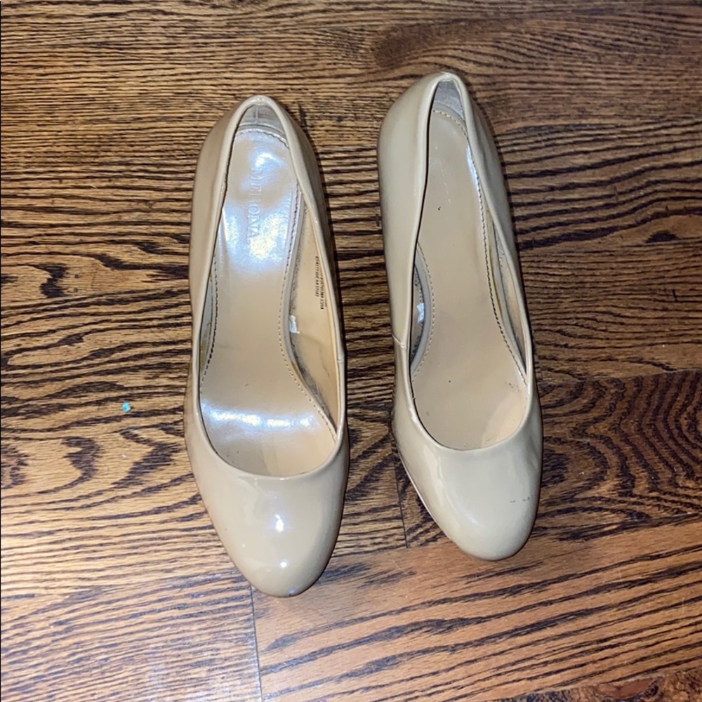 Nude heels